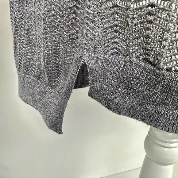 Original Frenchi Gray Metallic Knit High/Low Chevron Pattern Sweater Size S NWOT - Picture 4 of 8